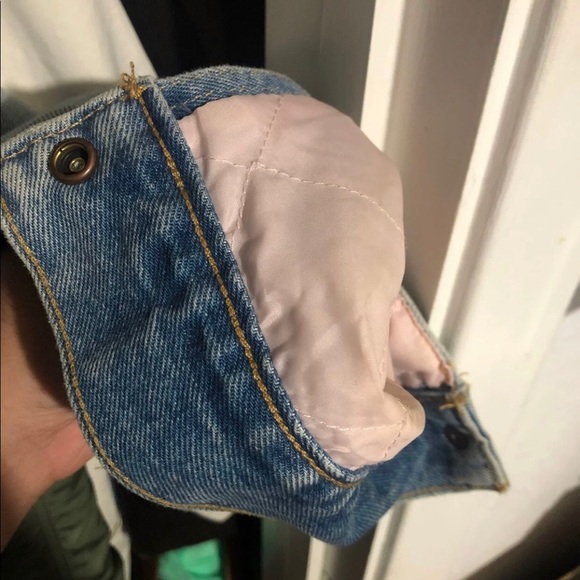 Levi’s Ex boyfriend Pink Sherpa Trucker Jacket - Picture 6 of 7